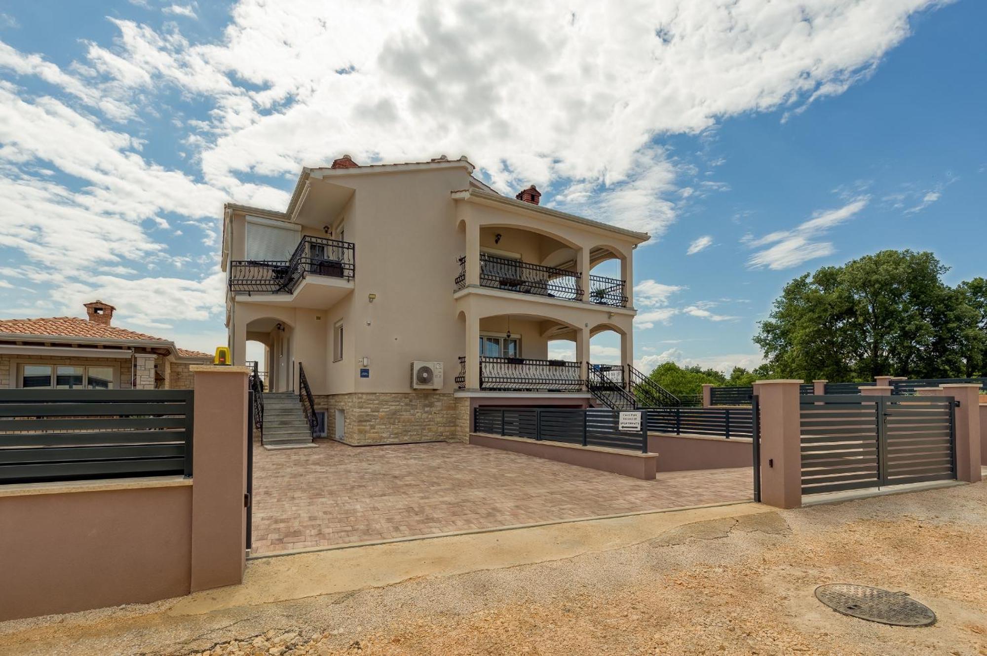 Apartments Covic Antonci  Экстерьер фото
